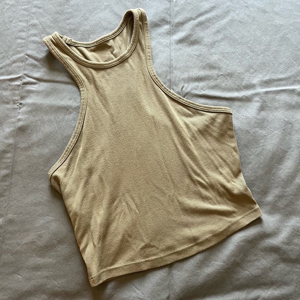 Lululemon - LA front racer crop tank